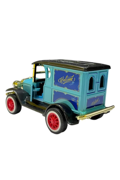 ماشین فلزی طرح قدیم