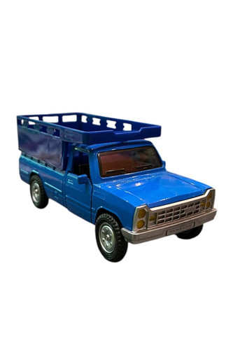 ماشین فلزی نیسان آبی