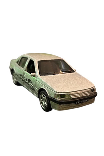 ماشین فلزی 405