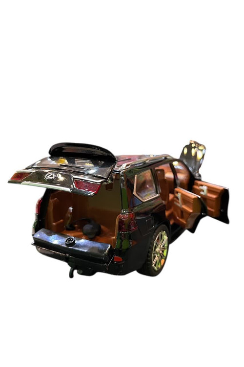 ماکت لکسوس شاسی بلند