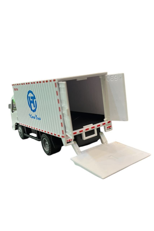 اسباب بازی کامیون ایسوزو