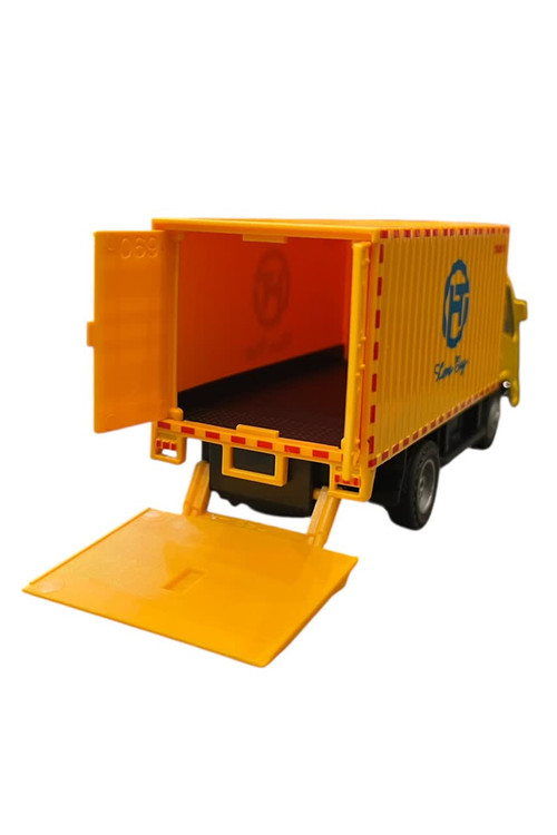 ماشین فلزی ایسوزو درب بازشو