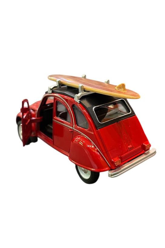 ماشین فلزی ژیان قدیمی