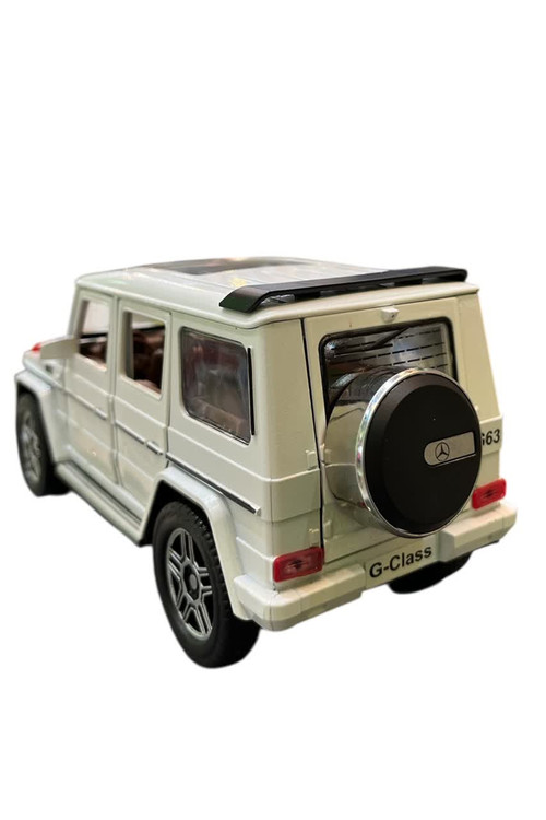 ماشین فلزی کادو تولد