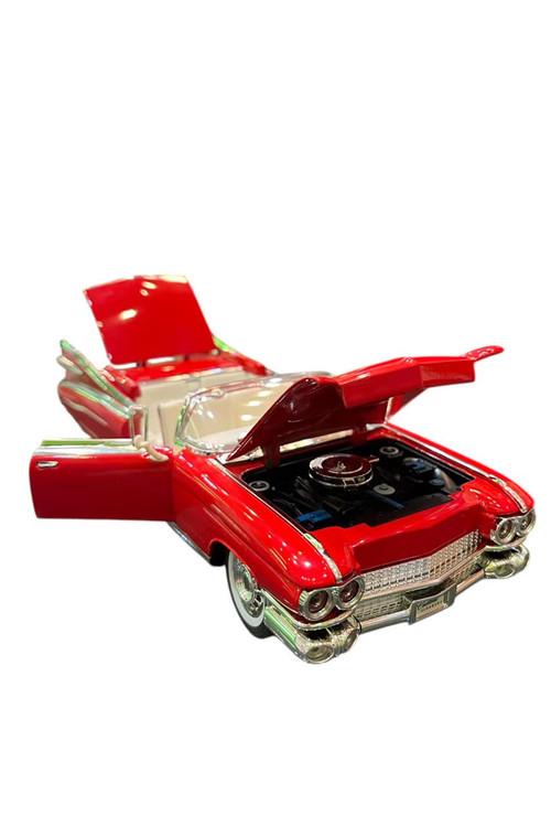 ماشین فلزی کادیلاک کلاسیک