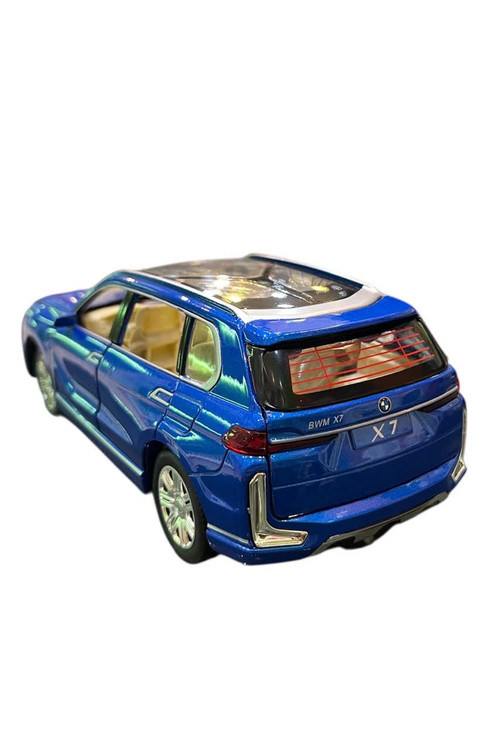 ماشین فلزی بی ام و شاسی