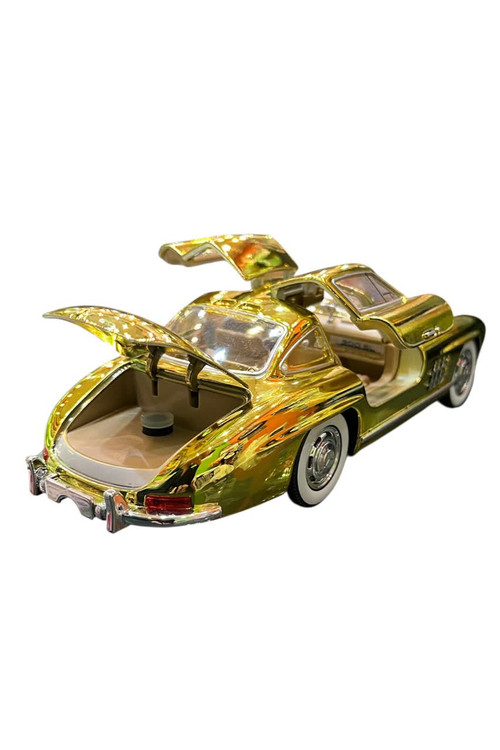 بنز قدیمی یادگاری