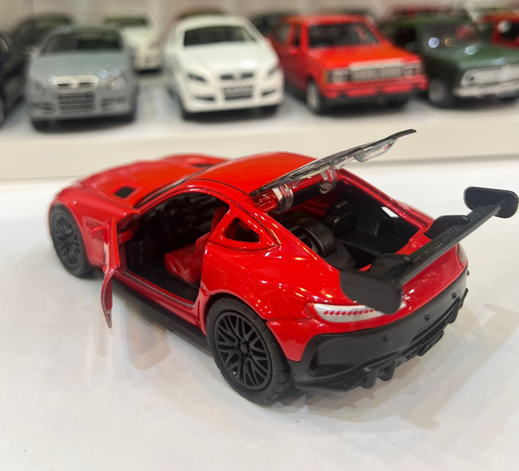 ماشین فلزی مرسدس بنز AMG مقیاس 1:36 موزیکال چراغدار ۳ درب بازشو عقبکش