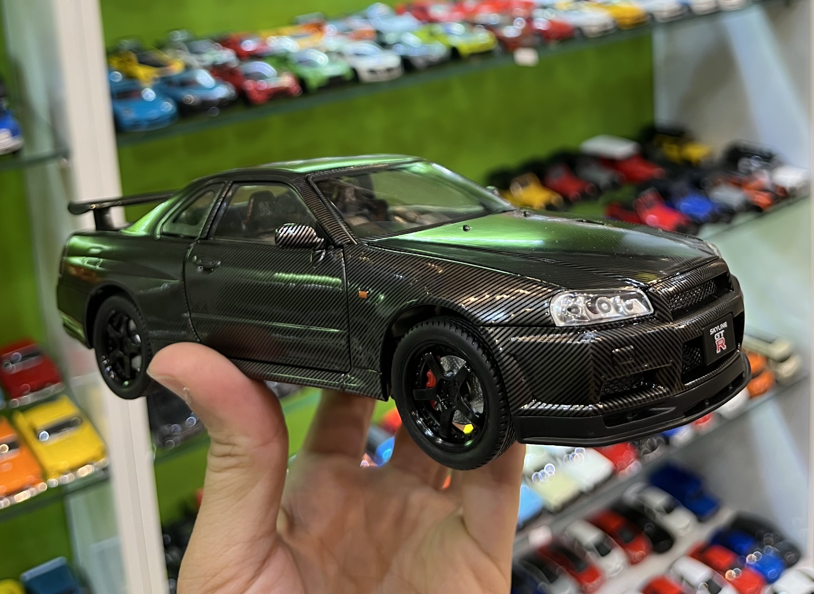 ماشین فلزی نیسان اسکای‌لاین GT-R  عقب‌کش 21 سانتی مقیاس ۱/۲۴
