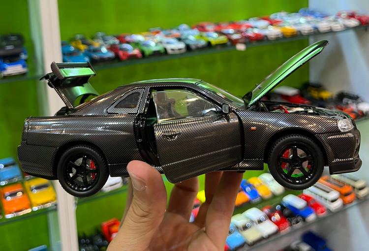 ماشین فلزی نیسان اسکایلاین GT-R عقبکش 21 سانتی مقیاس ۱/۲۴