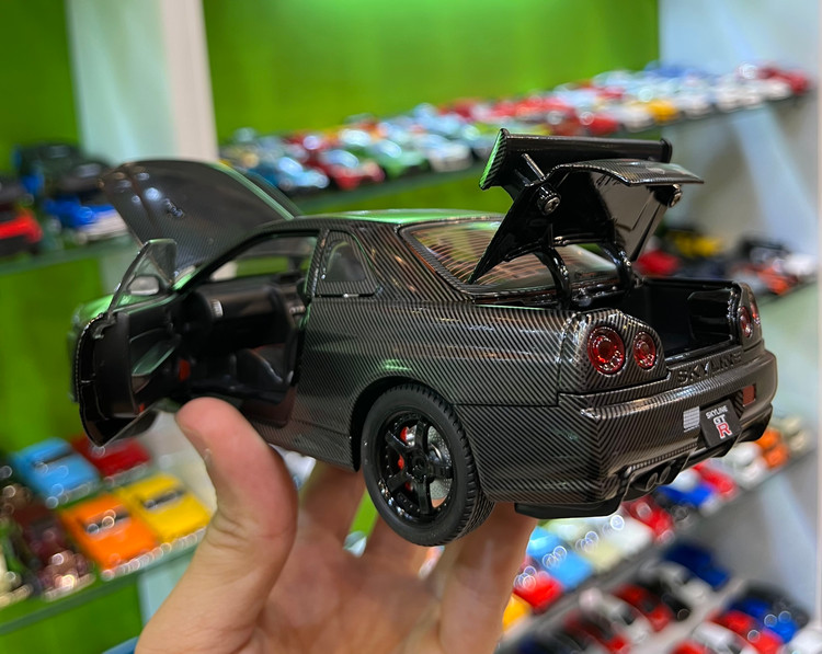 ماشین فلزی نیسان اسکایلاین GT-R عقبکش 21 سانتی مقیاس ۱/۲۴