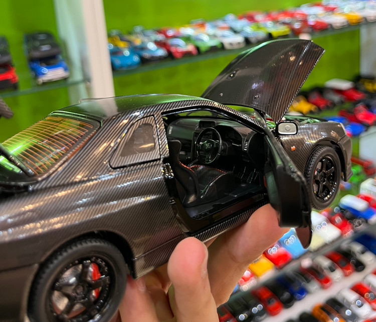 ماشین فلزی نیسان اسکایلاین GT-R عقبکش 21 سانتی مقیاس ۱/۲۴