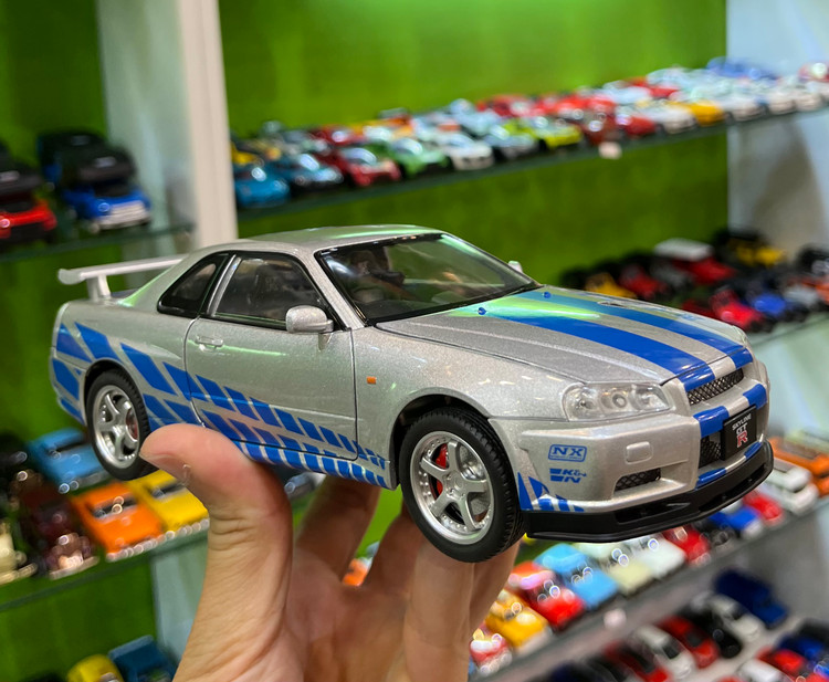 ماشین فلزی نیسان اسکایلاین GT-R عقبکش 21 سانتی مقیاس ۱/۲۴