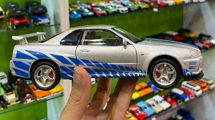 ماشین فلزی نیسان اسکایلاین GT-R عقبکش 21 سانتی مقیاس ۱/۲۴