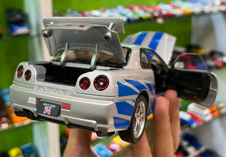 ماشین فلزی نیسان اسکایلاین GT-R عقبکش 21 سانتی مقیاس ۱/۲۴
